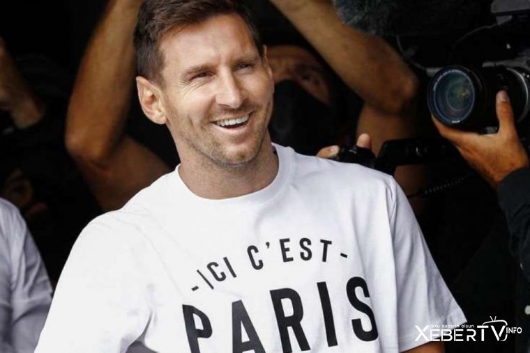 Messi Parisdə belə qarşılandı - VİDEO